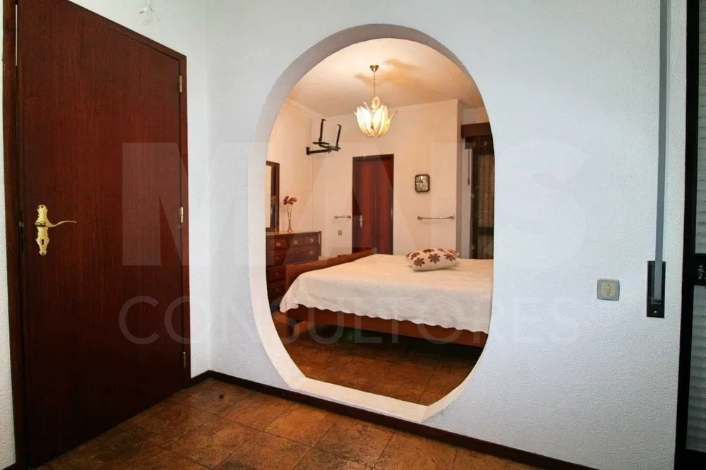 House 4 Bedrooms + 1 Bath with 990 m 2 Plot |Santiago do Cacém, Cercal