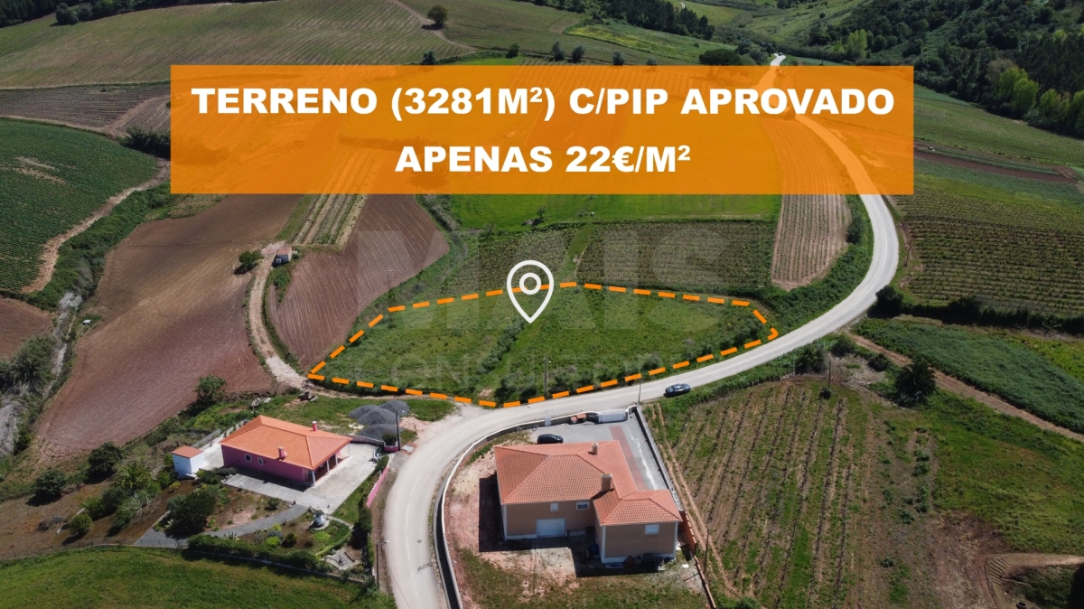 Urban land (3281 m2) w/ PIP approved for 820 m2 of construction