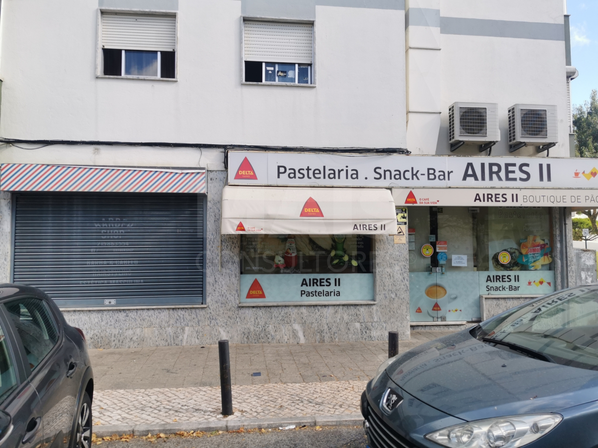 Pastelaria/Snack Bar - Arroja - Odivelas com 130 m2